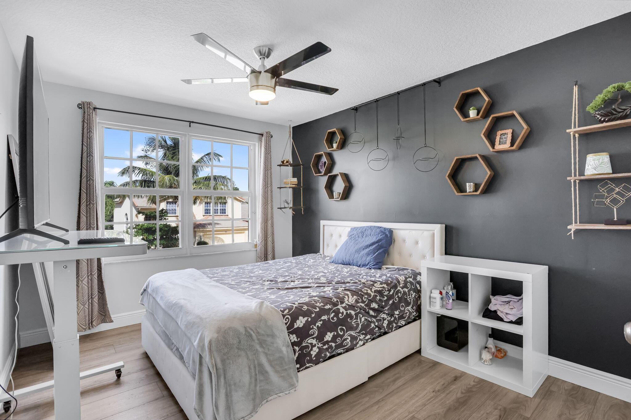 COLONY AT BOYNTON BEACH - Residential