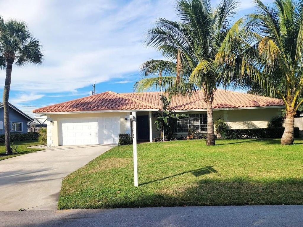 Photo of 1927 Sharon Street, Boca Raton, FL 33486 (MLS # R11055871)