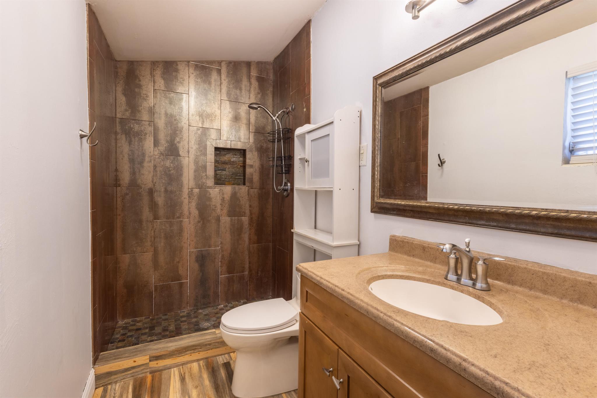 PALM BEACH COLONY SECS 1 - Residential