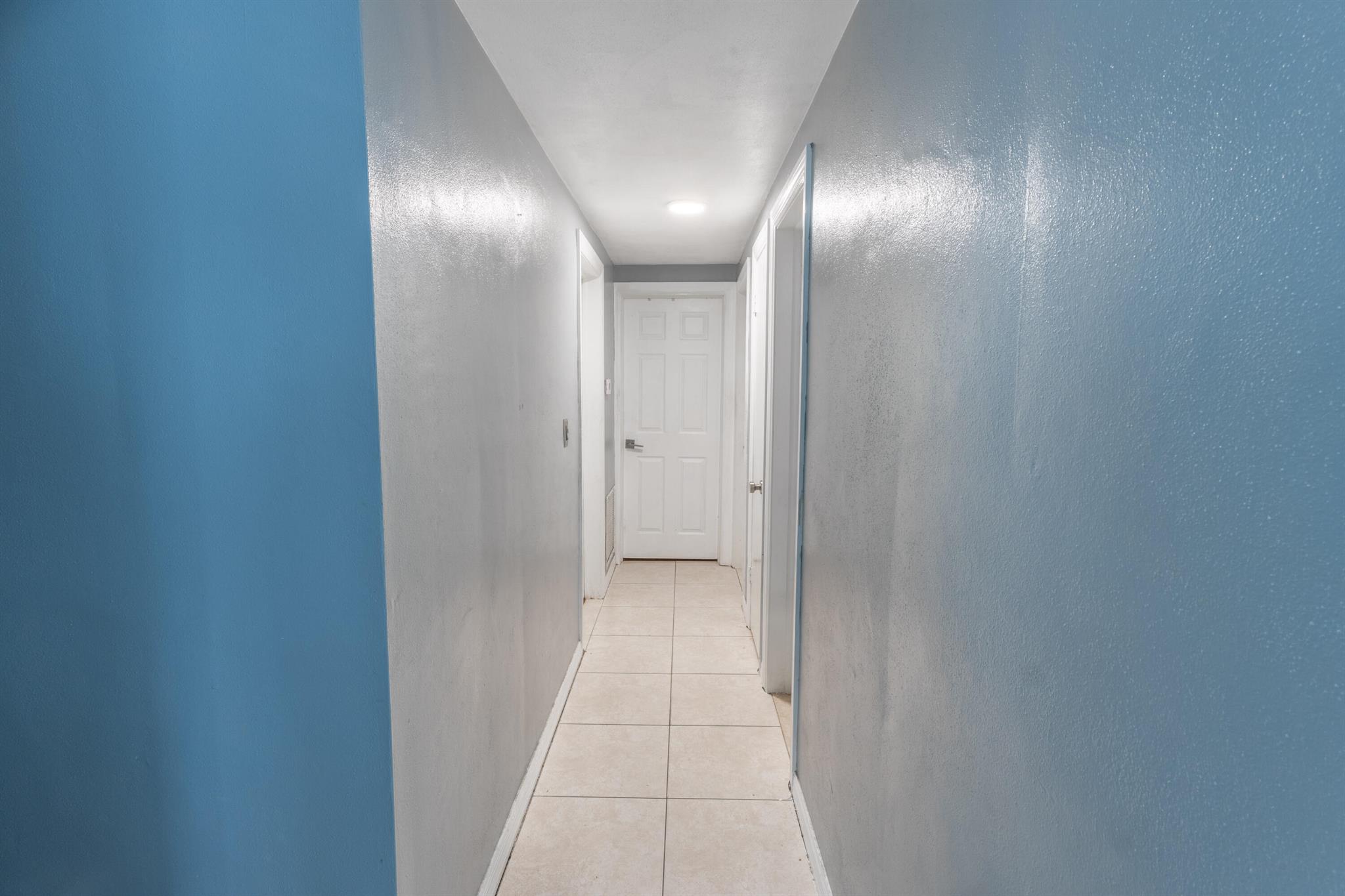 PALM BEACH COLONY SECS 1 - Residential