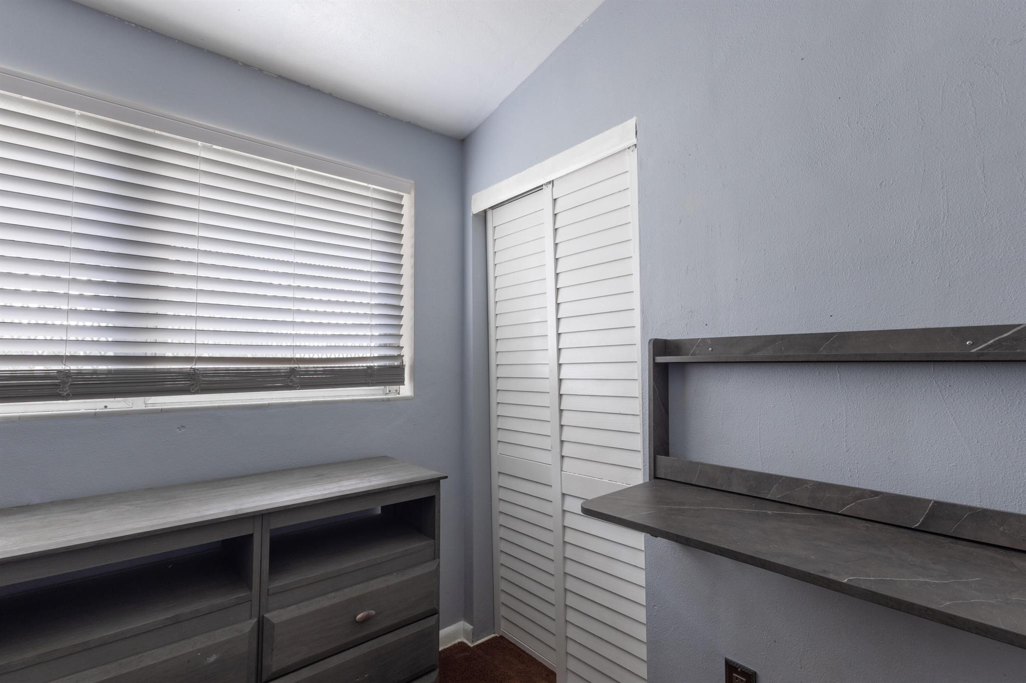 PALM BEACH COLONY SECS 1 - Residential