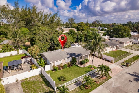 Tiny photo for 4241 NE 1st Terrace, Pompano Beach, FL 33064 (MLS # B26021033)