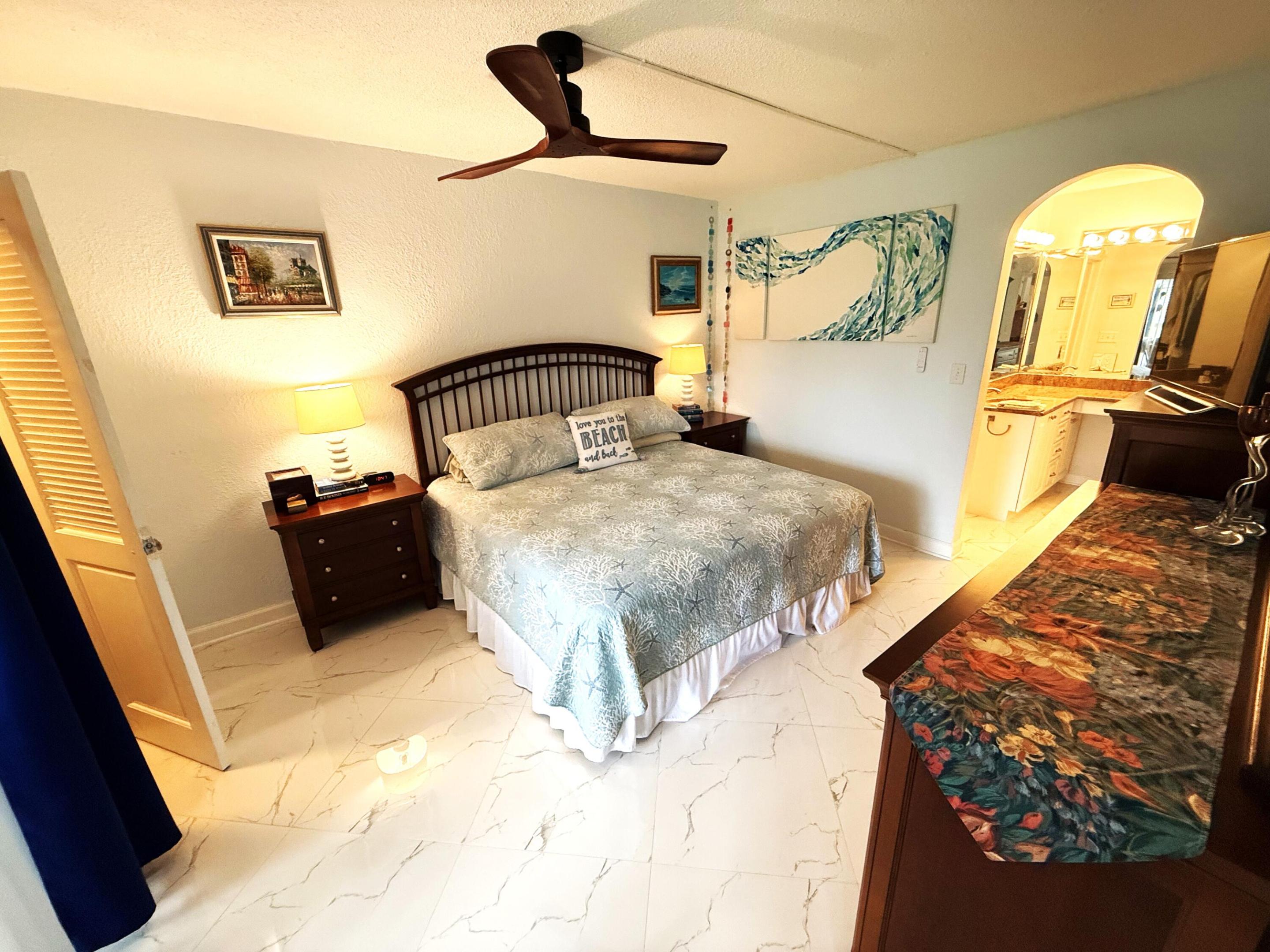 QUEENS COVE HOUSE CONDO - Residential