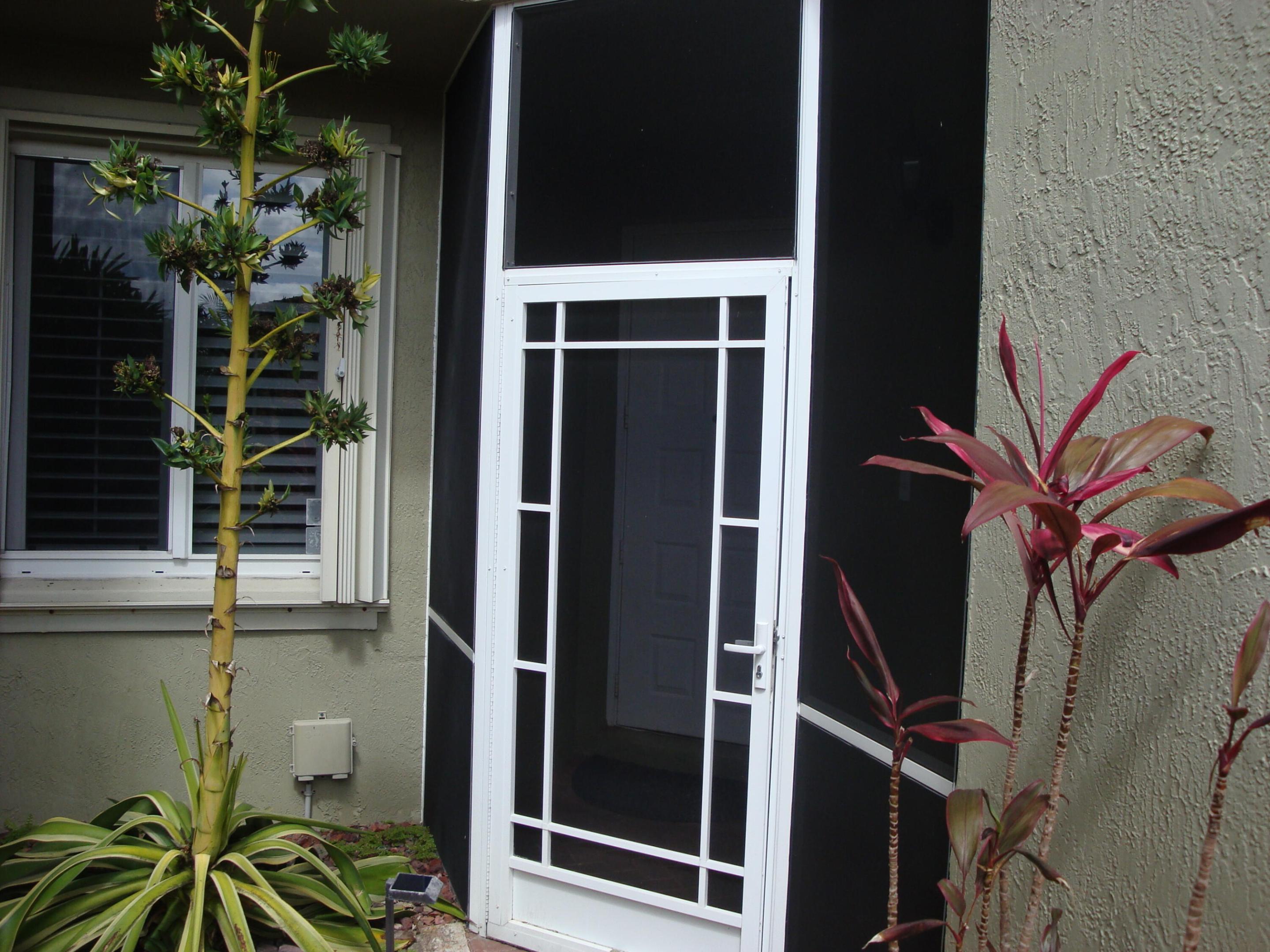 5736 NW 127th Terrace