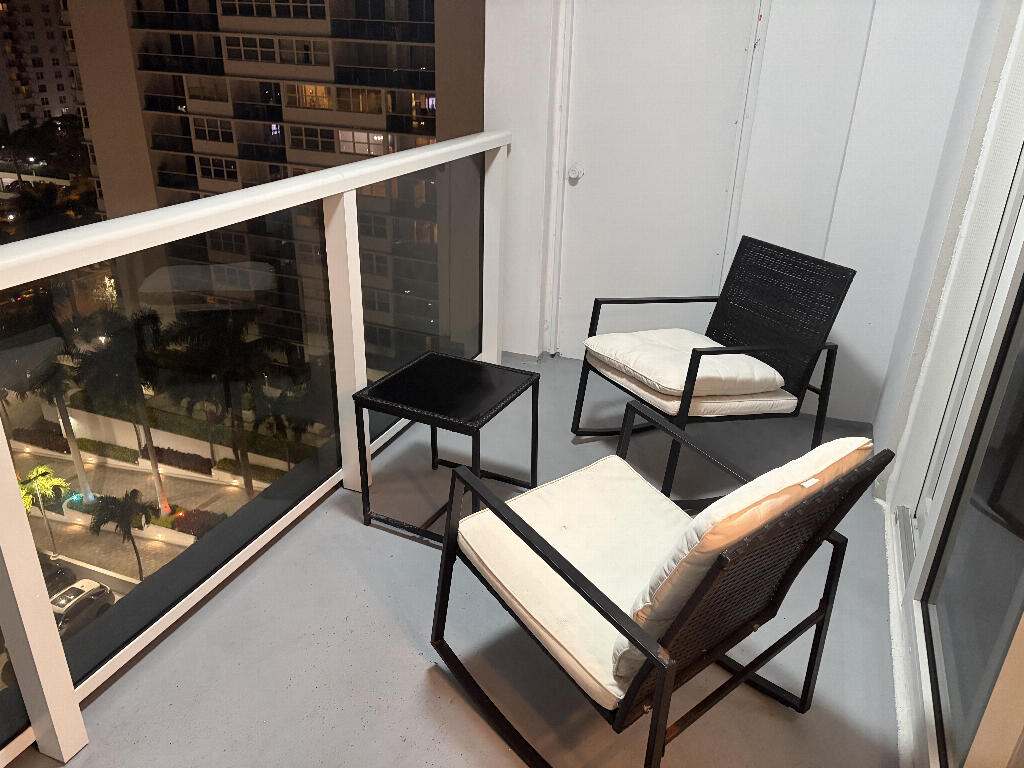 LA MER ESTATES SOUTH CONDO - Residential