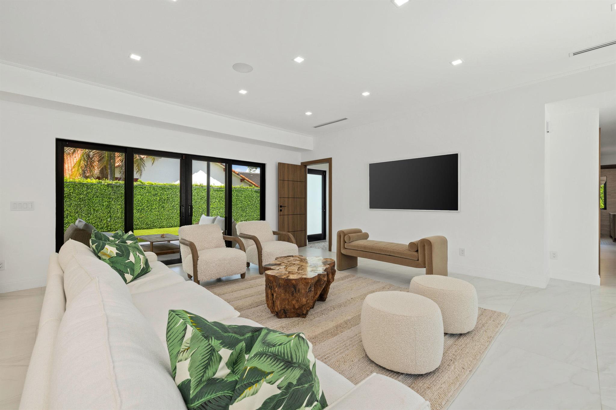 POINT MANALAPAN 6 - Residential