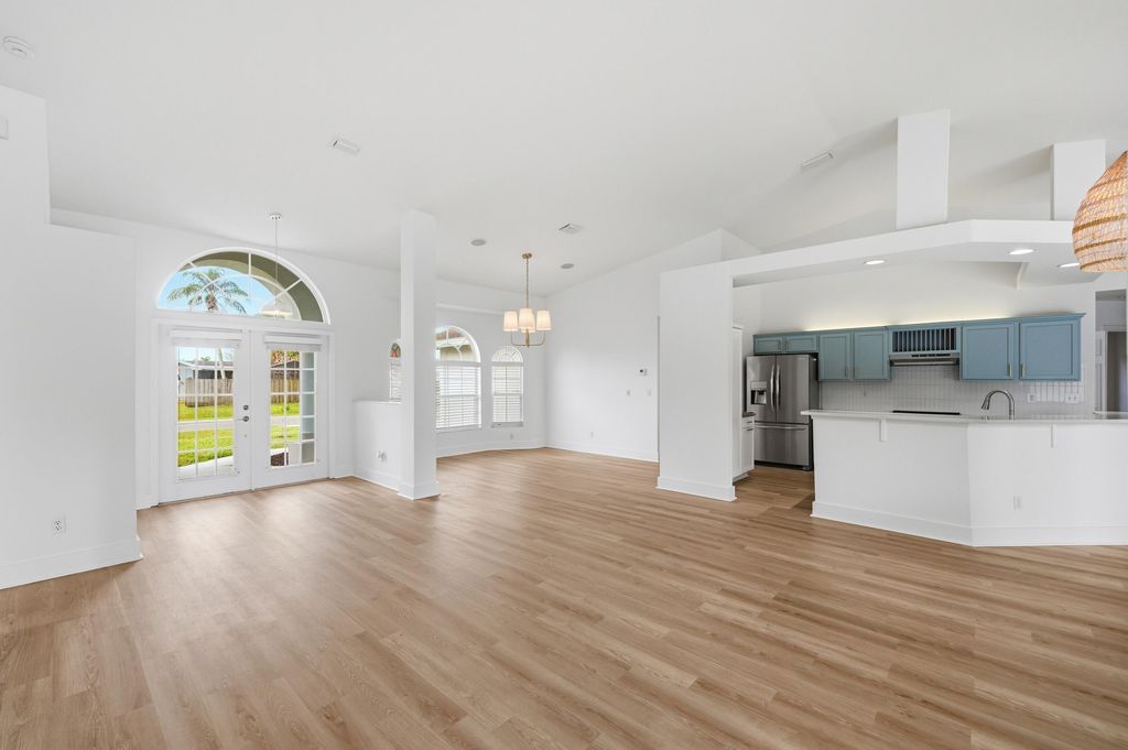 Photo of 809 SE Lansdowne Avenue, Port Saint Lucie, FL 34983 (MLS # B26021834)