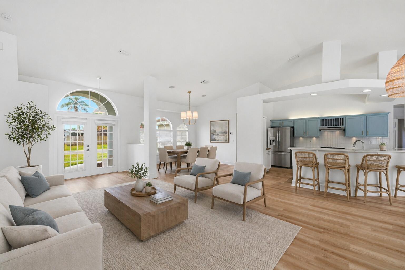 809 SE Lansdowne Avenue