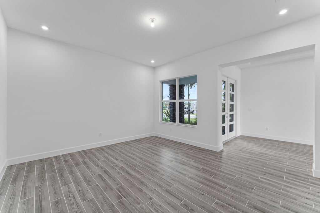 Photo of 10639 SW Vineyard Drive, Port Saint Lucie, FL 34987 (MLS # R10915572)