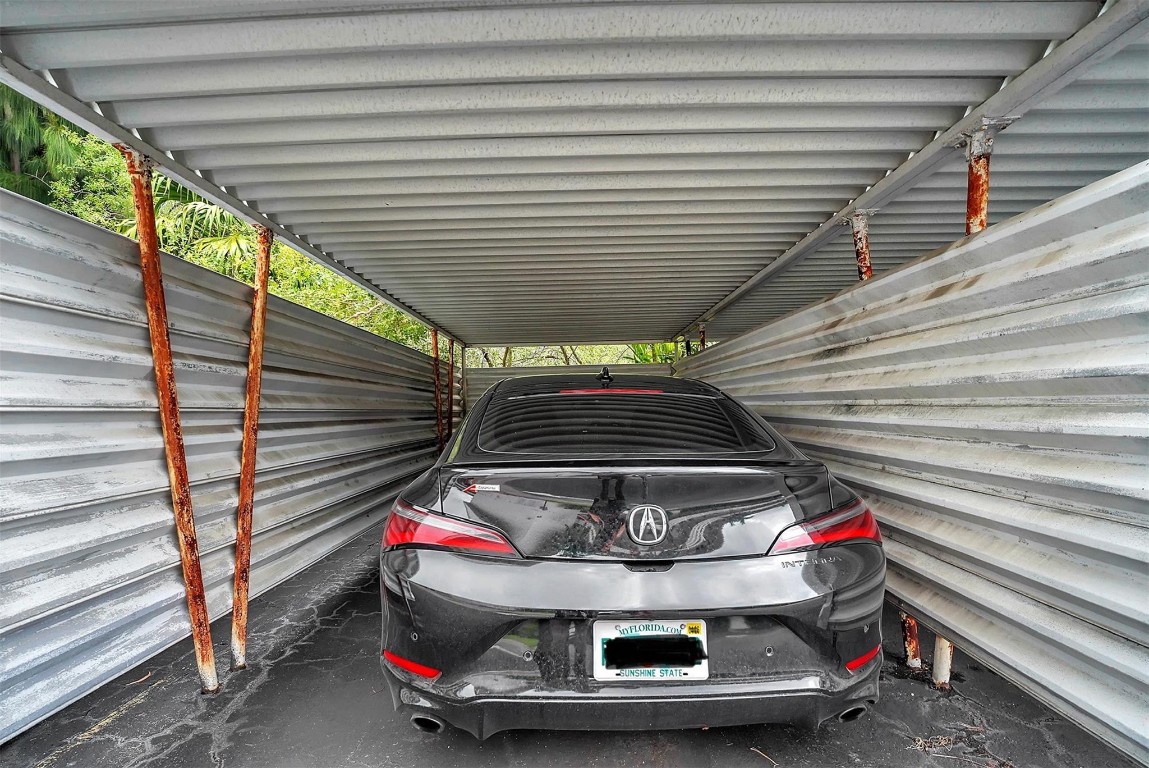 GOLDEN ISLES CONDO - Residential