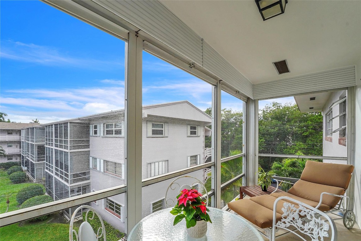 GOLDEN ISLES CONDO - Residential