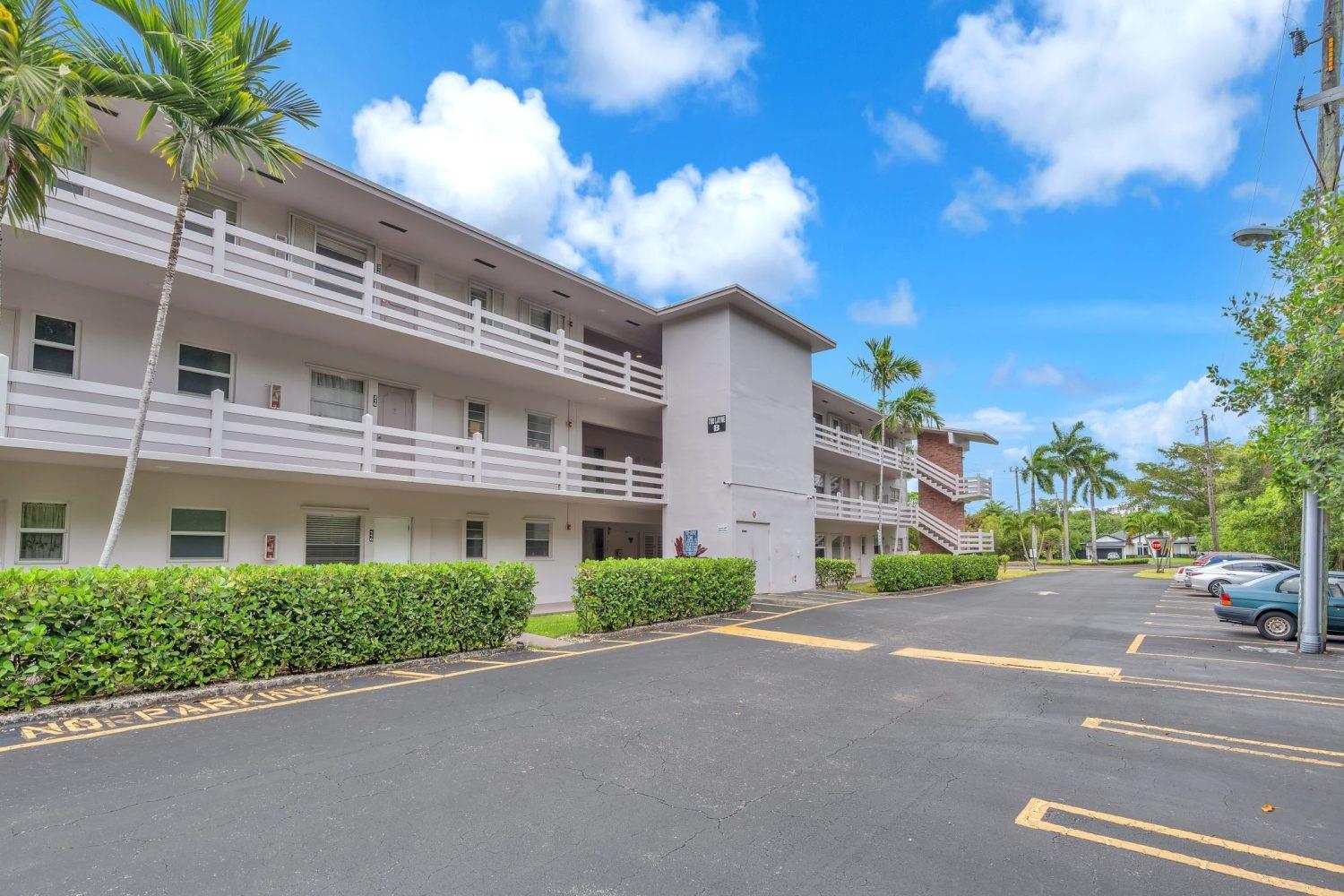 GOLDEN ISLES CONDO - Residential