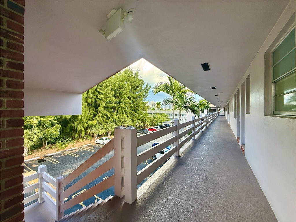 GOLDEN ISLES CONDO - Residential