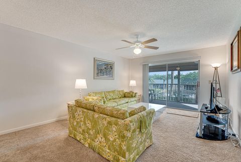 Tiny photo for 3146 Via #203, Lake Worth, FL 33467 (MLS # B26020169)