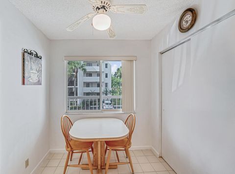 Tiny photo for 3146 Via #203, Lake Worth, FL 33467 (MLS # B26020169)