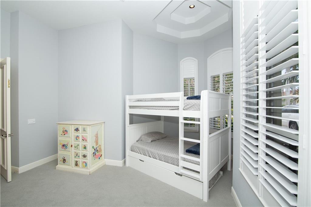 ST ANDREWS COUNTRY CLUB - Residential