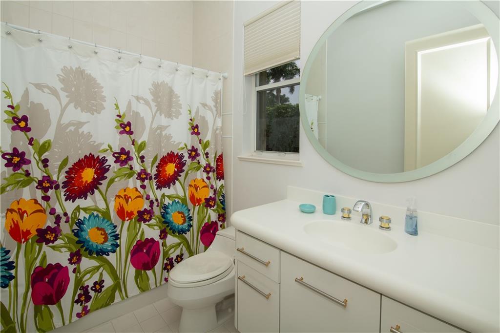 ST ANDREWS COUNTRY CLUB - Residential