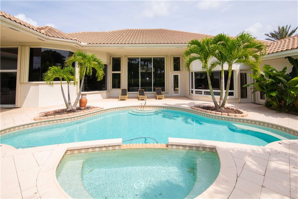 ST ANDREWS COUNTRY CLUB - Residential