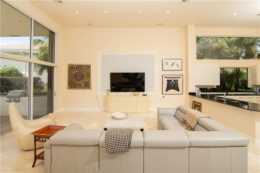 ST ANDREWS COUNTRY CLUB - Residential