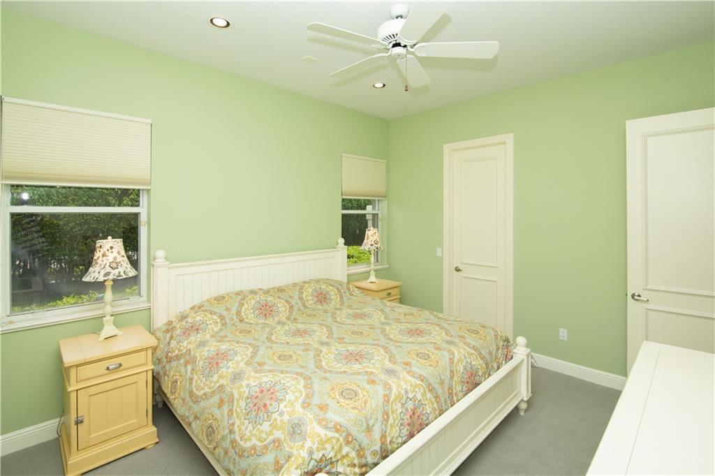 ST ANDREWS COUNTRY CLUB - Residential