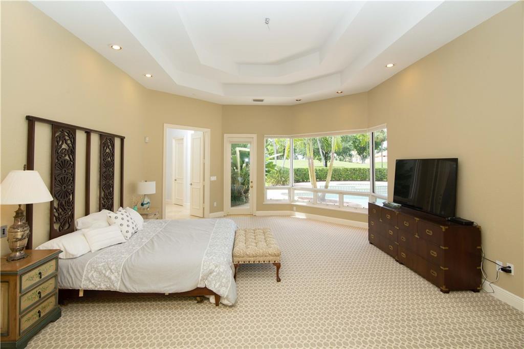 ST ANDREWS COUNTRY CLUB - Residential