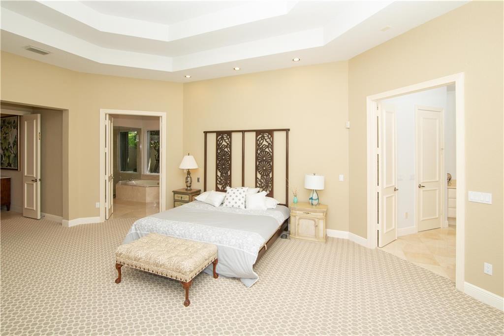 ST ANDREWS COUNTRY CLUB - Residential