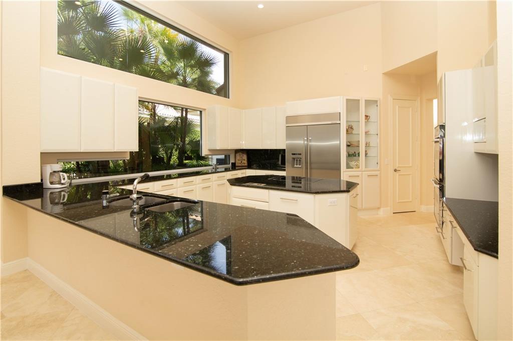 ST ANDREWS COUNTRY CLUB - Residential