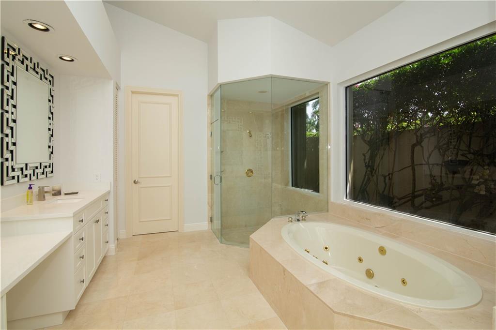 ST ANDREWS COUNTRY CLUB - Residential