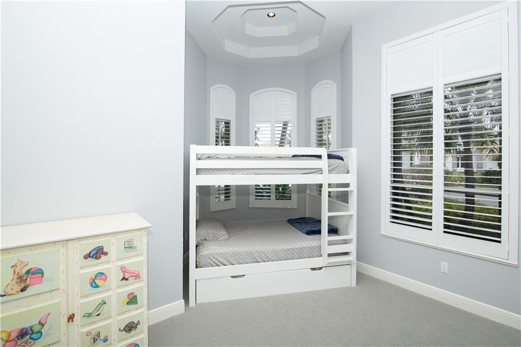 ST ANDREWS COUNTRY CLUB - Residential