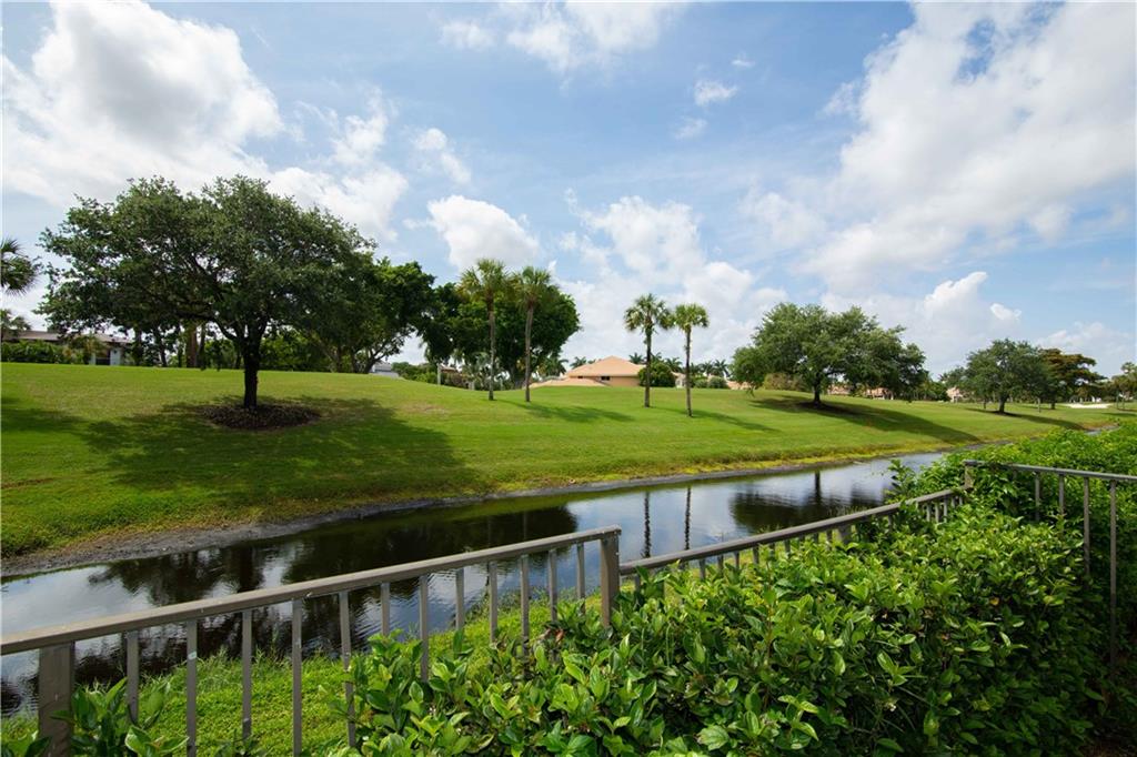 ST ANDREWS COUNTRY CLUB - Residential