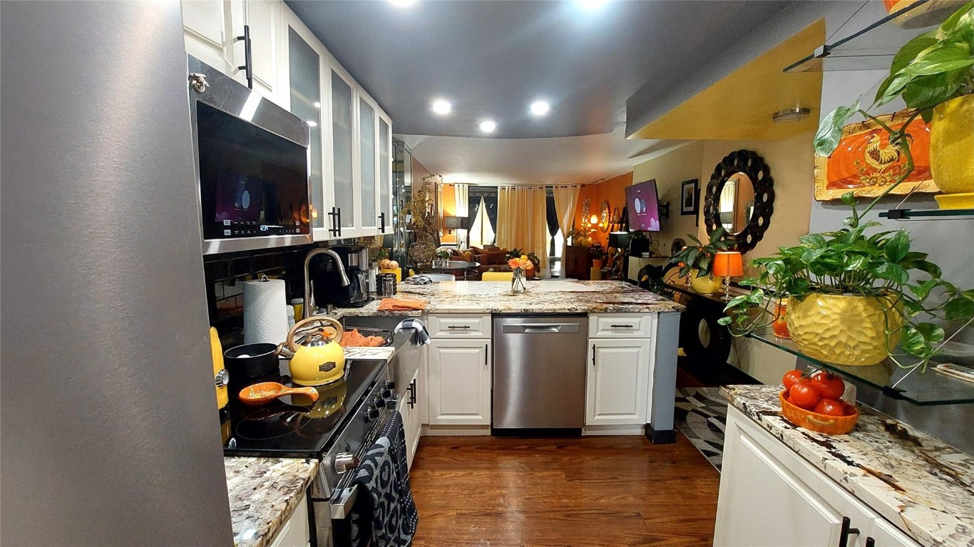 367 S Federal Highway B103