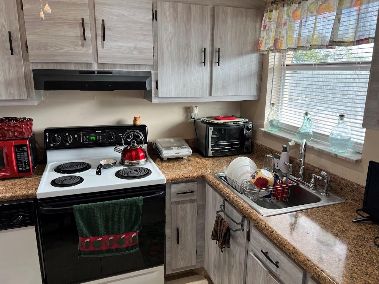 Sunrise Lakes Phase 3 - Residential