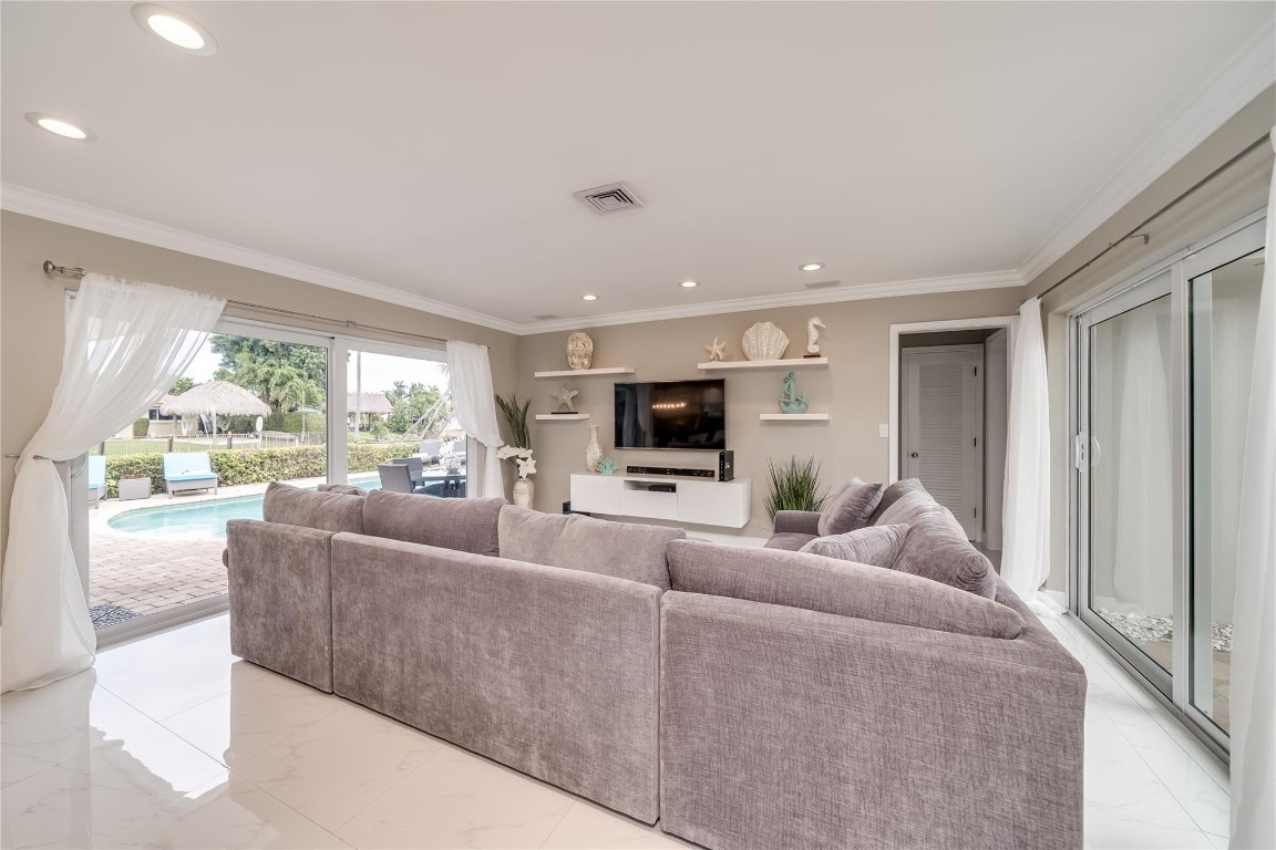 Coral Ridge Isles 45-47 B - Residential