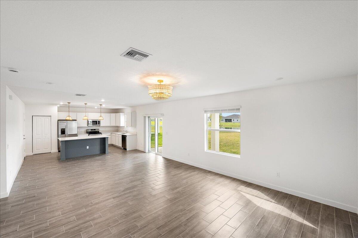 LTC RANCH WEST PHASE 1 Brystol at Wylder - Residential Lease