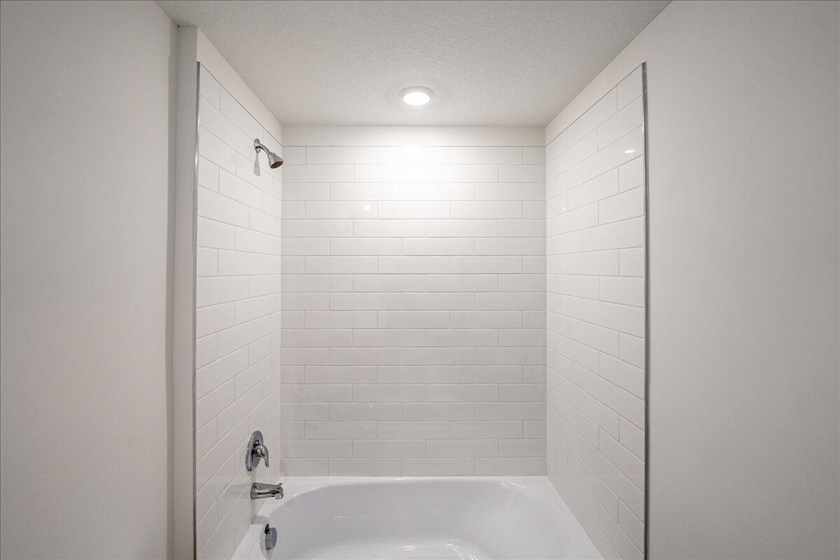 LTC RANCH WEST PHASE 1 Brystol at Wylder - Residential Lease