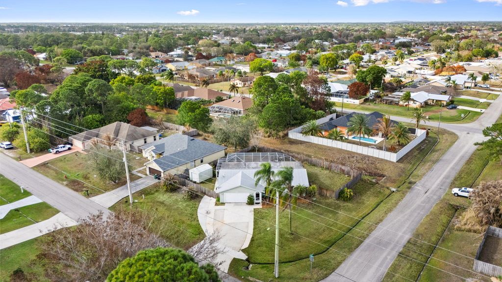 Photo of 501 SW Todd Avenue, Port Saint Lucie, FL 34983 (MLS # B26007450)