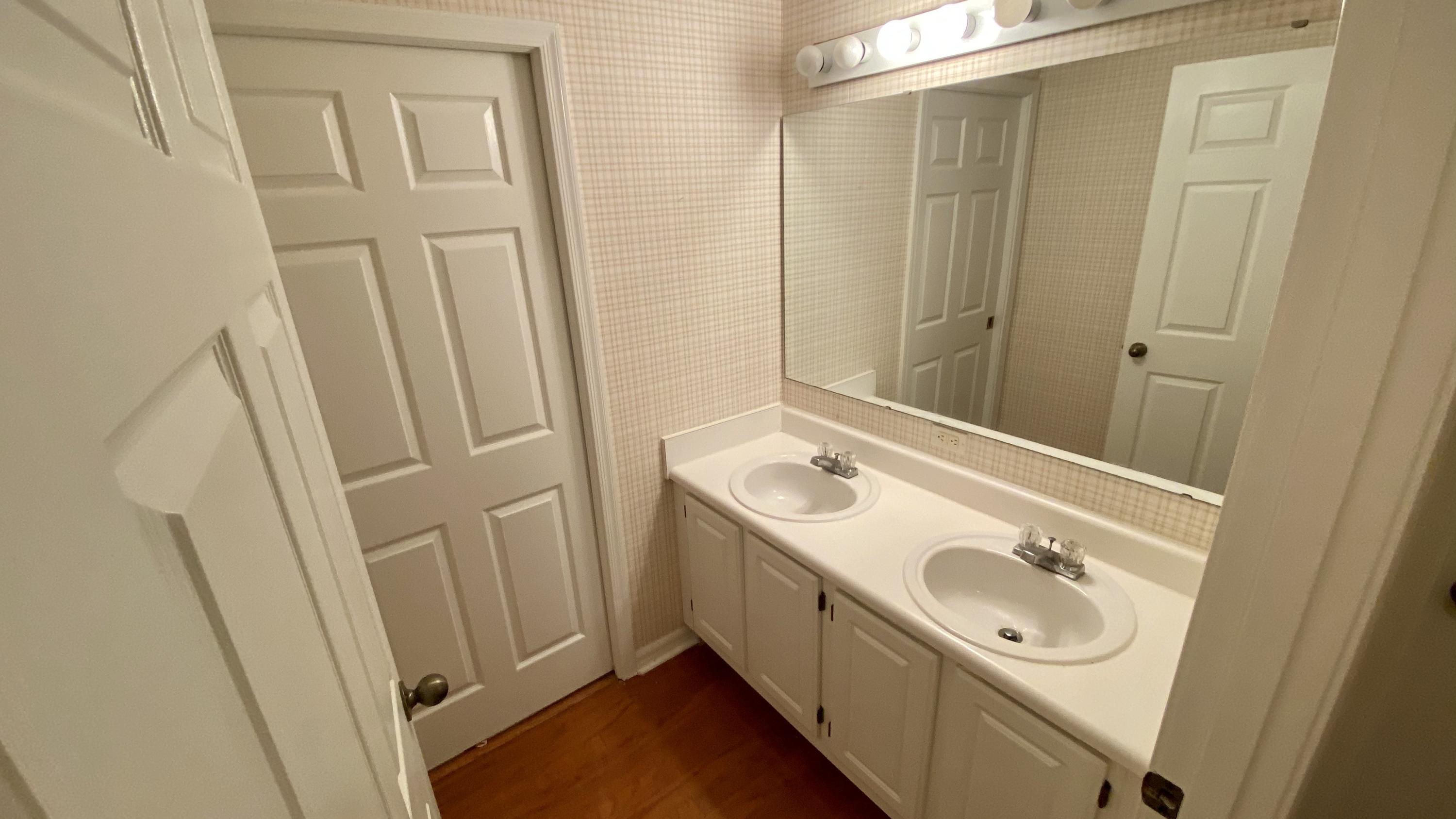 THE LINKS - Residential Lease