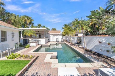 205 18th Avenue N Lake Worth FL 33460