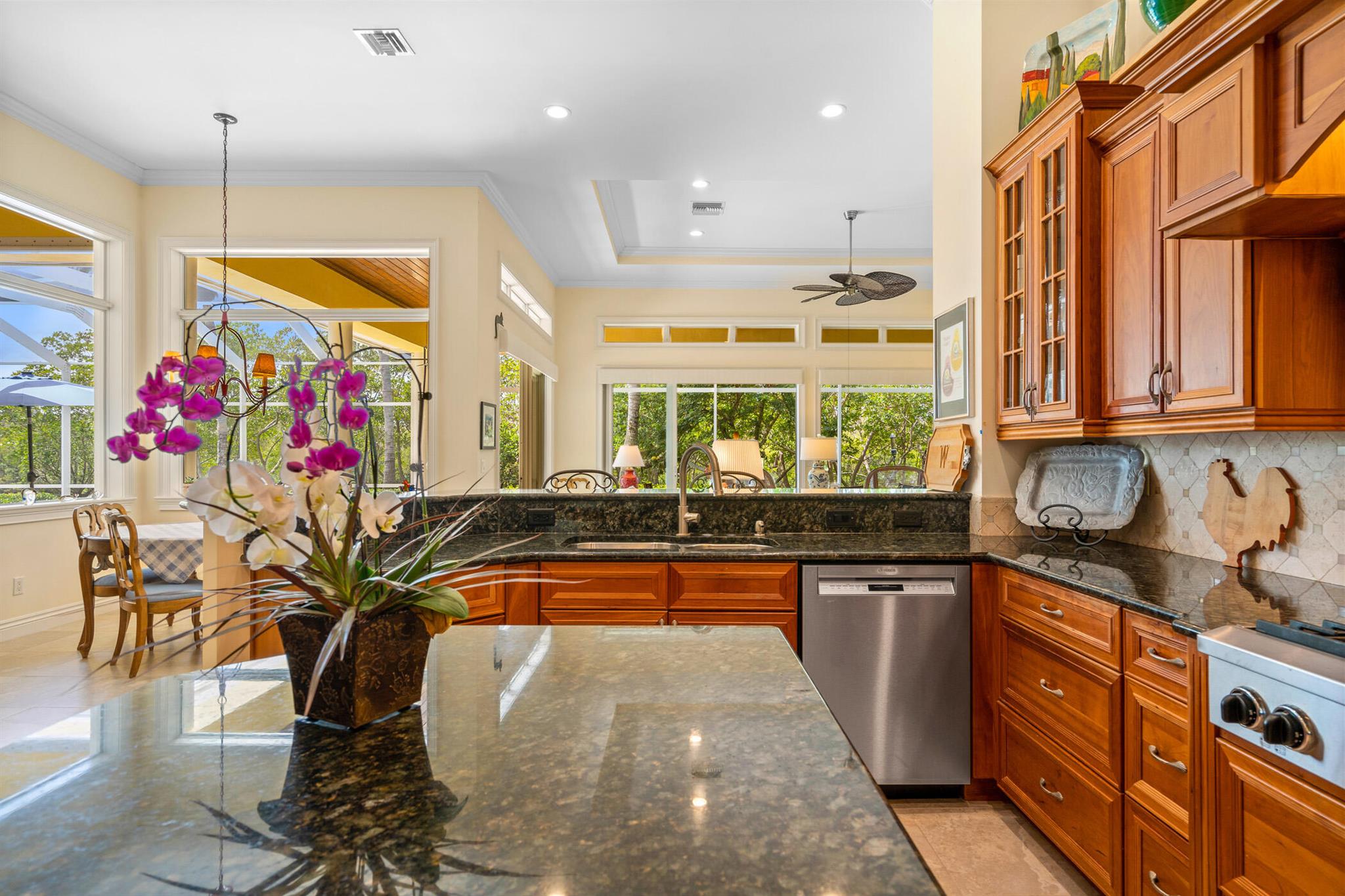 CASTAWAY COVE WAVE V - Residential