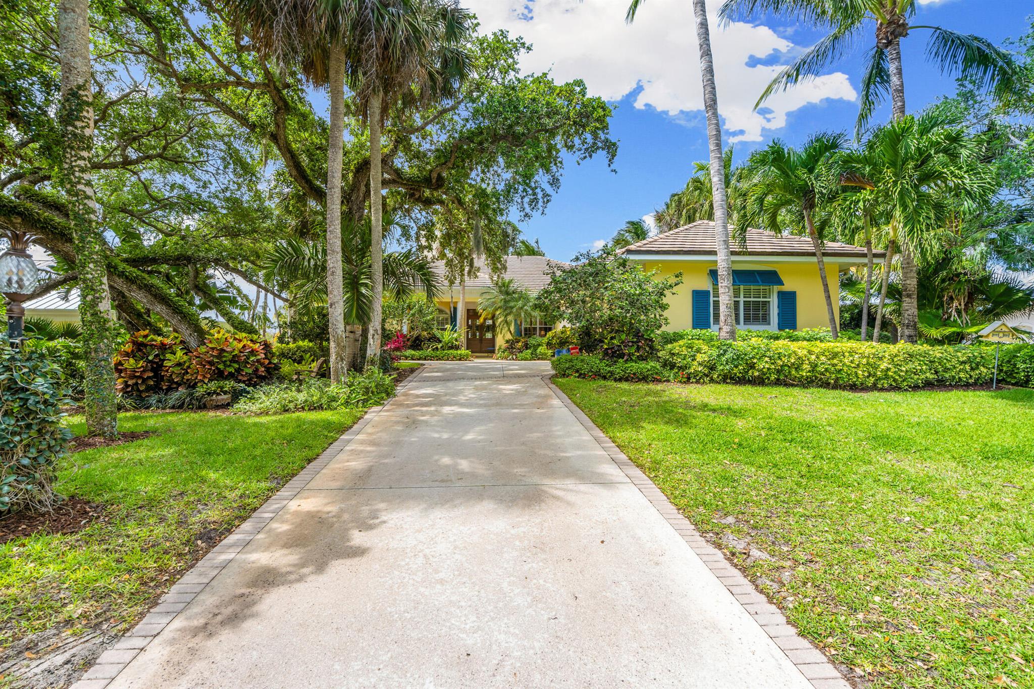 CASTAWAY COVE WAVE V - Residential