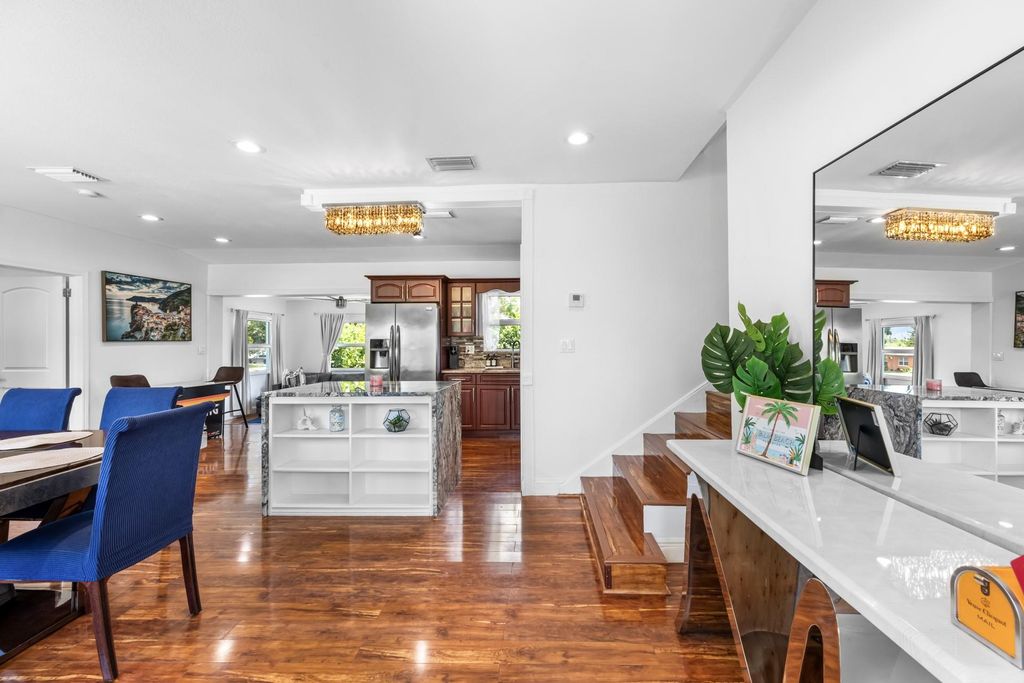 Photo of 1407 Ontario Dr, Lake Worth, FL 33461 (MLS # F10506616)