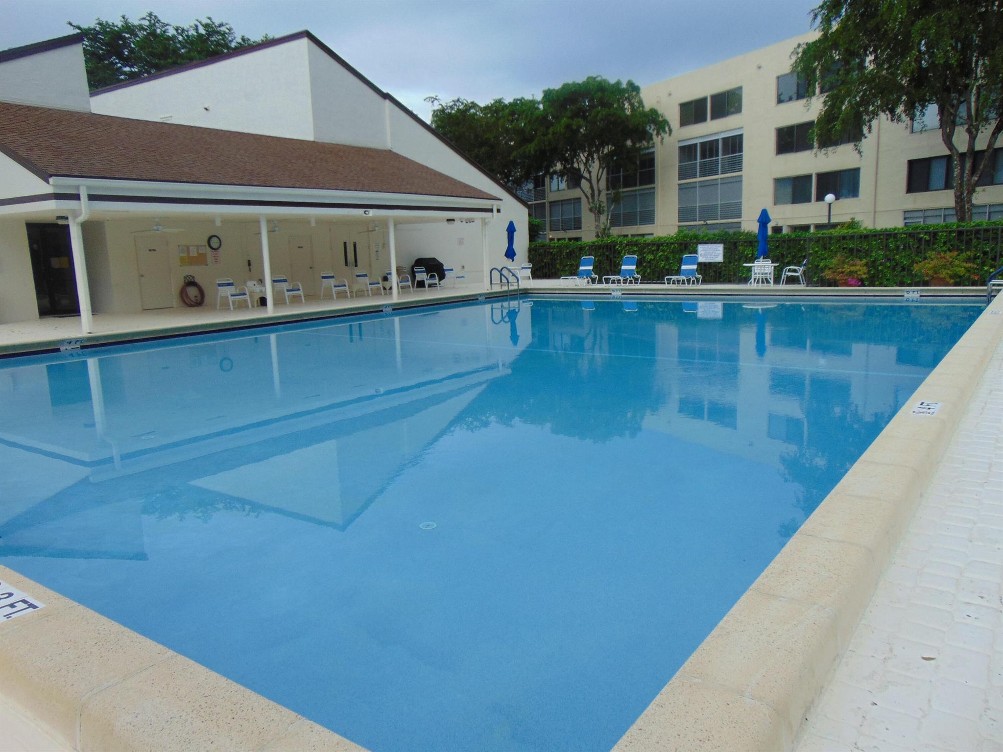 POINCIANA LAKES CONDO - Residential