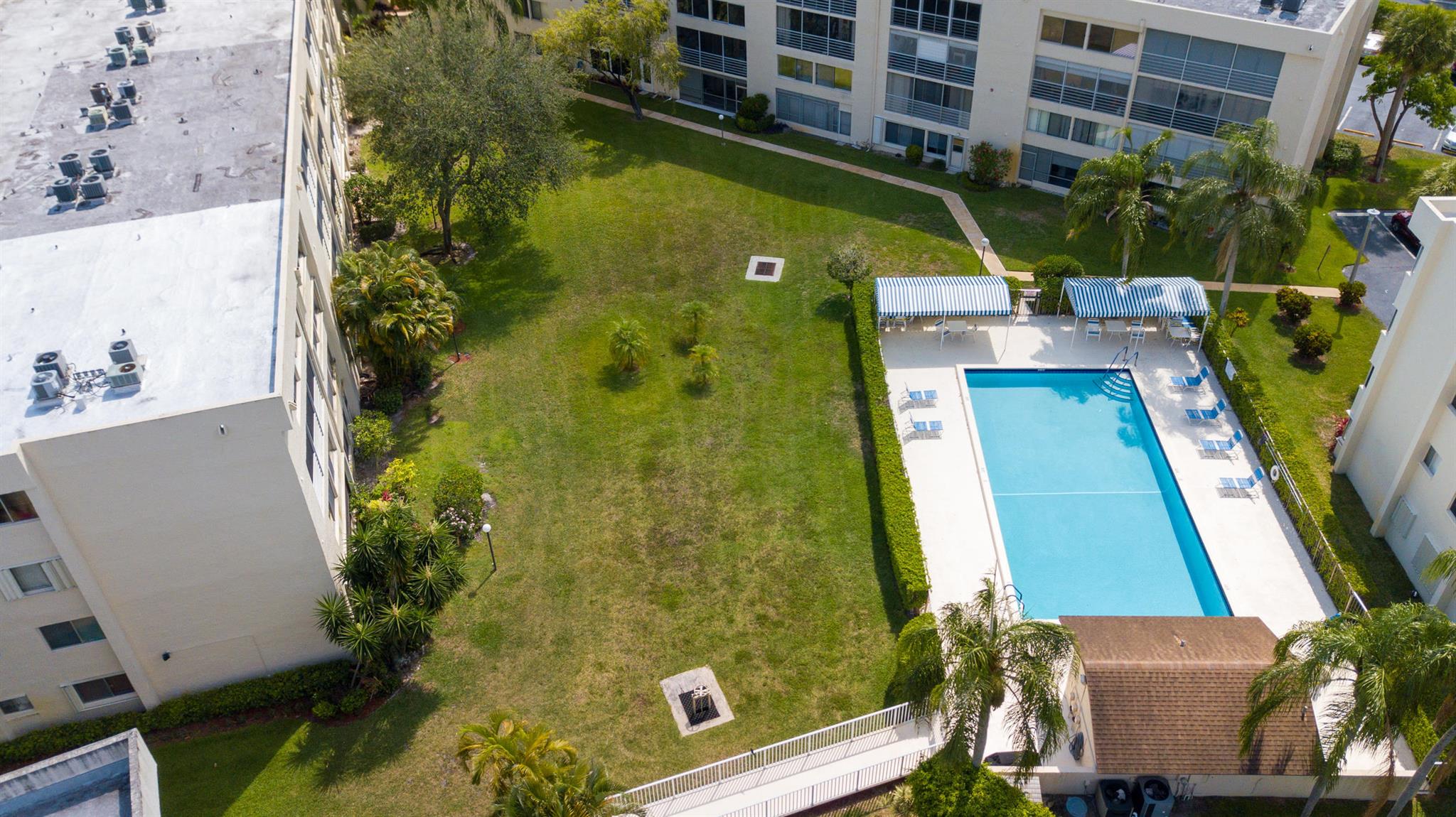 POINCIANA LAKES CONDO - Residential