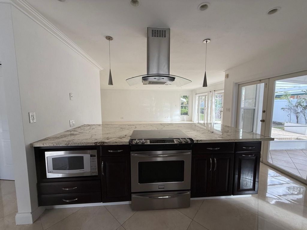 Photo of 2634 Yacht Club Boulevard, Fort Lauderdale, FL 33304 (MLS # B26009200)