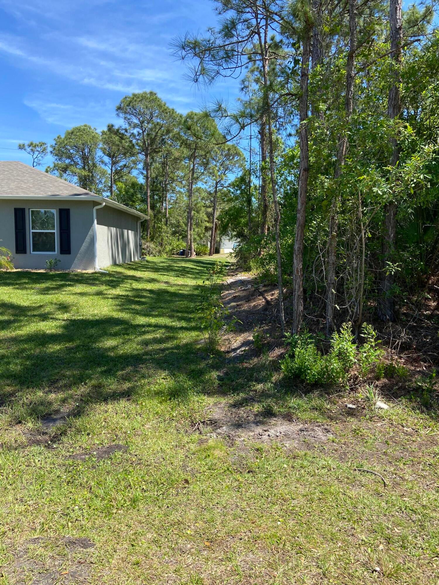 3283 SE WESTMORE Road SE
