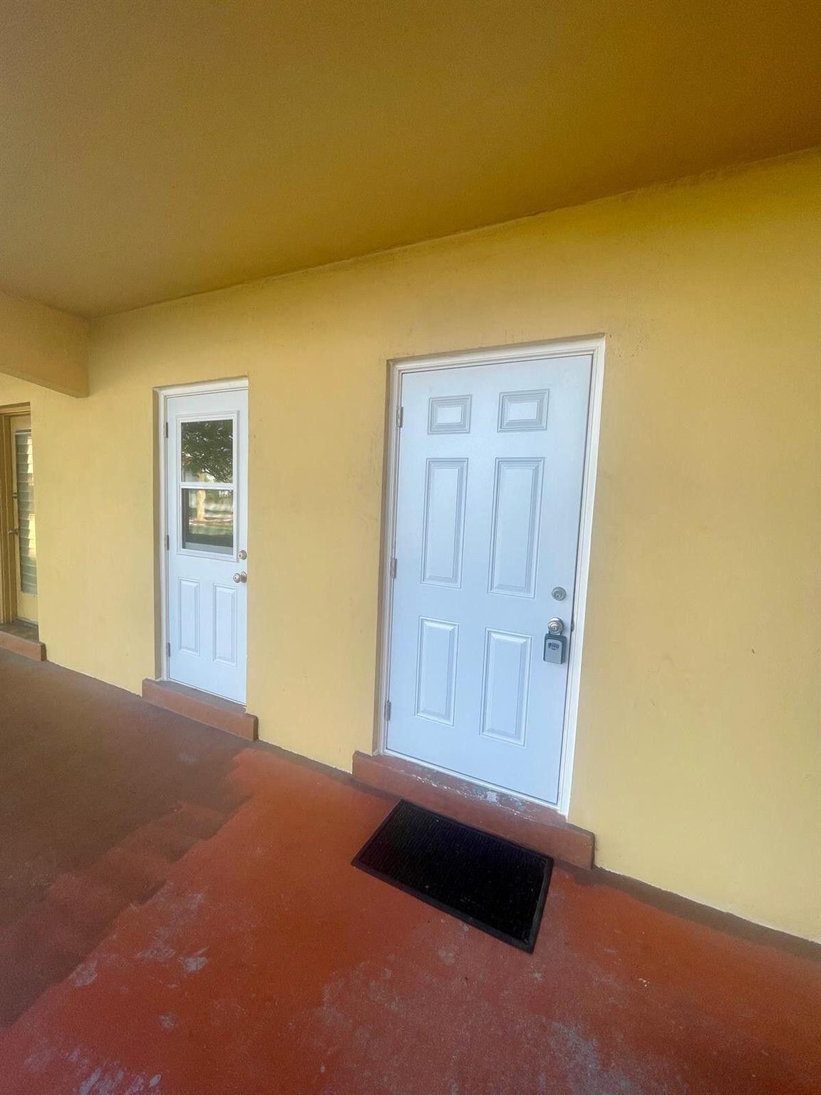 1050 E Sample Road 110