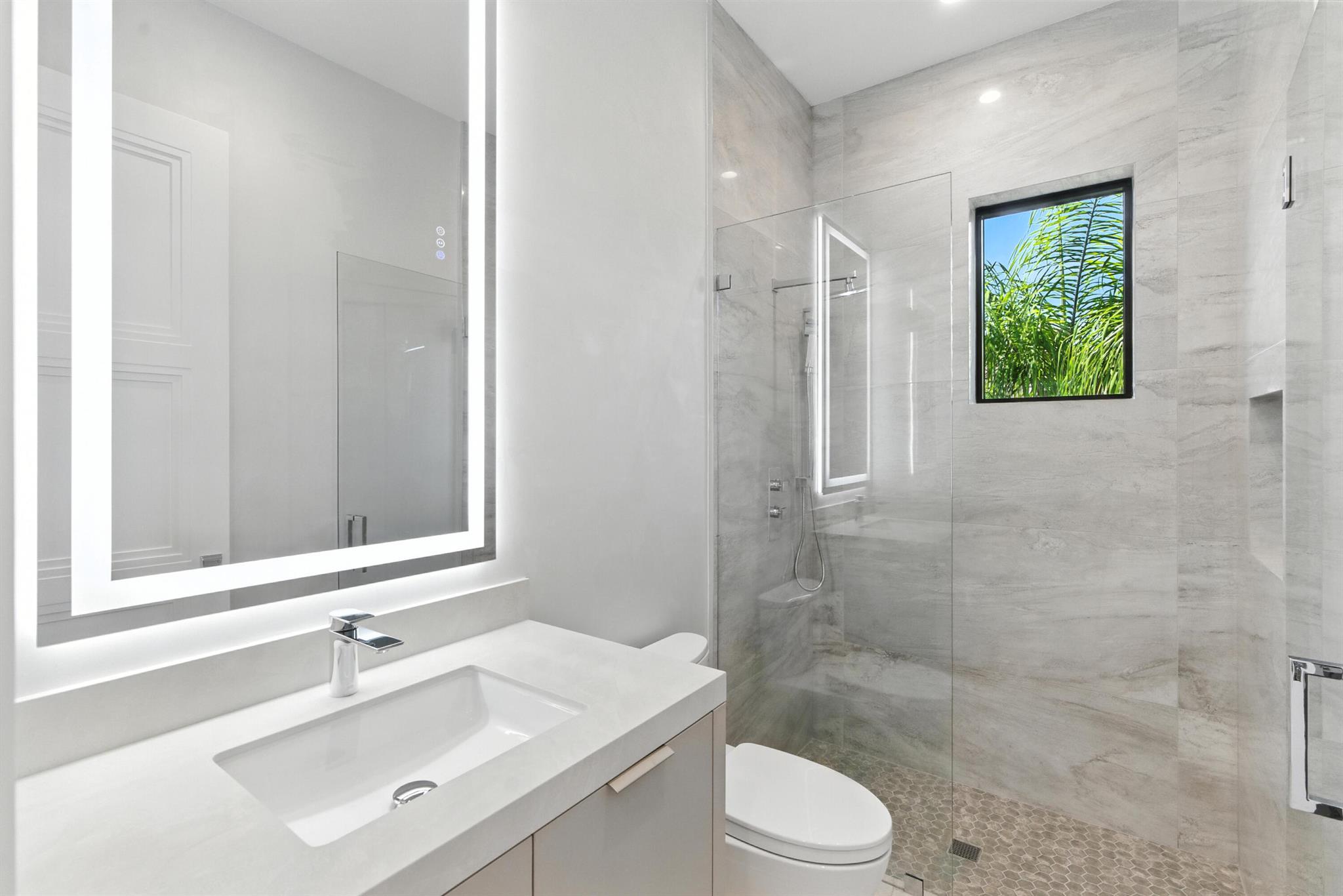 BLUE INLET - Residential