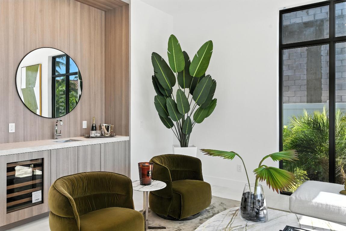 BLUE INLET - Residential