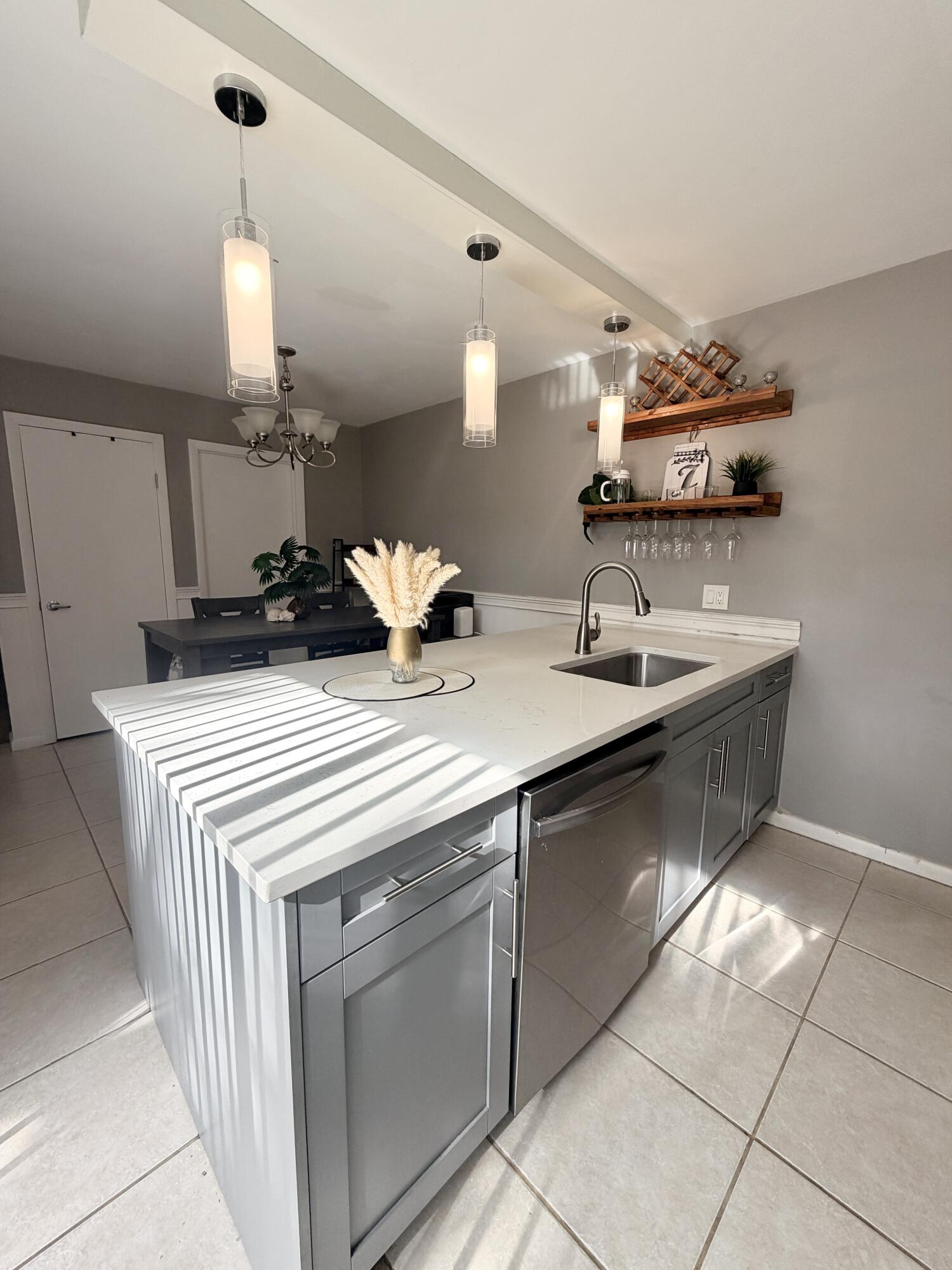 VILLAGE OF SANDALWOOD LAKES 1 - Residential