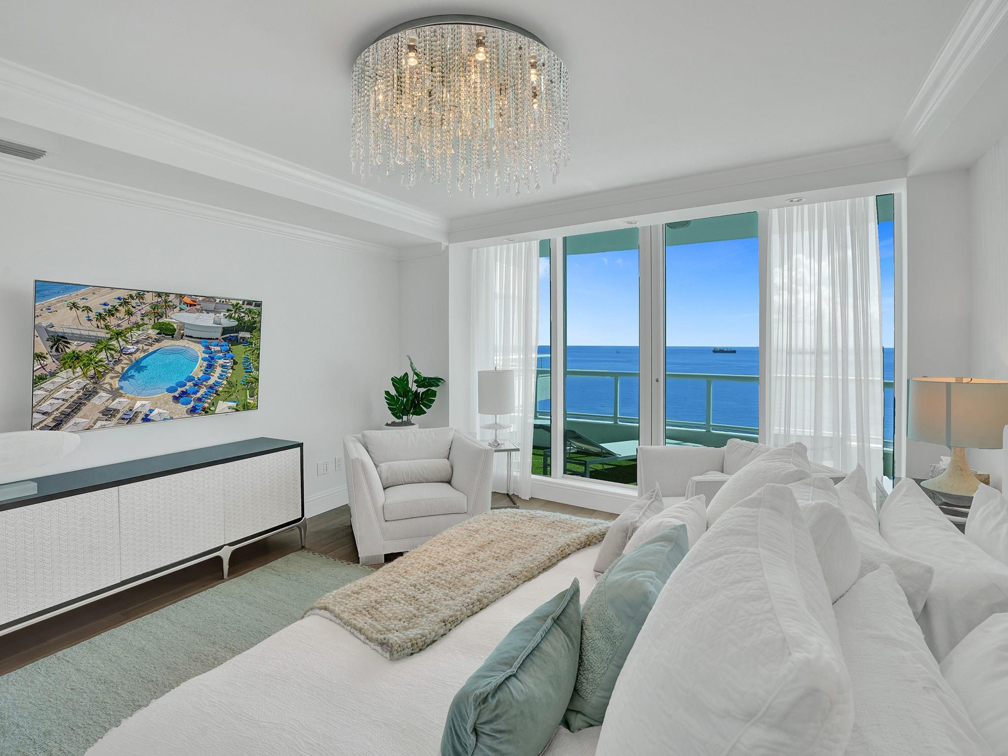 Ritz Carlton - Residential